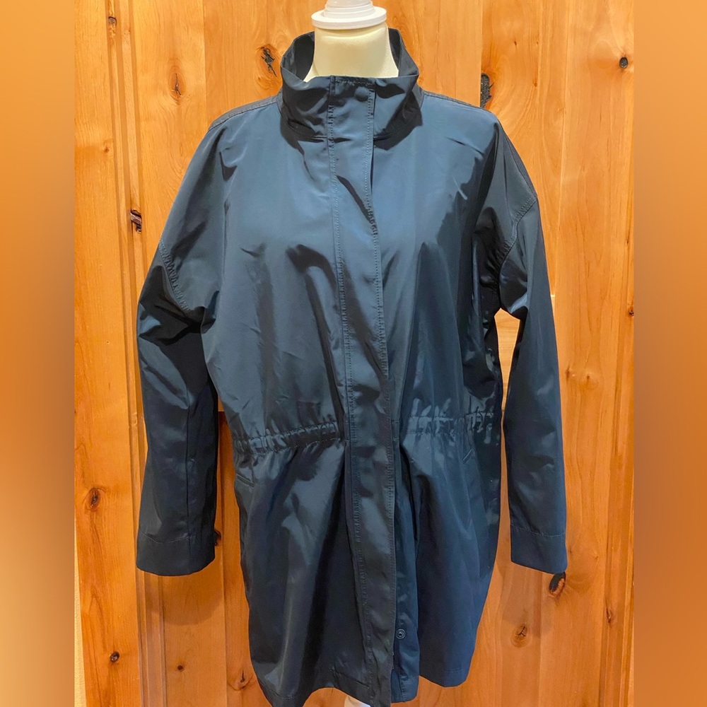EILEEN FISHER lightweight nylon jacket, greenish, blueish in color. Size L Large